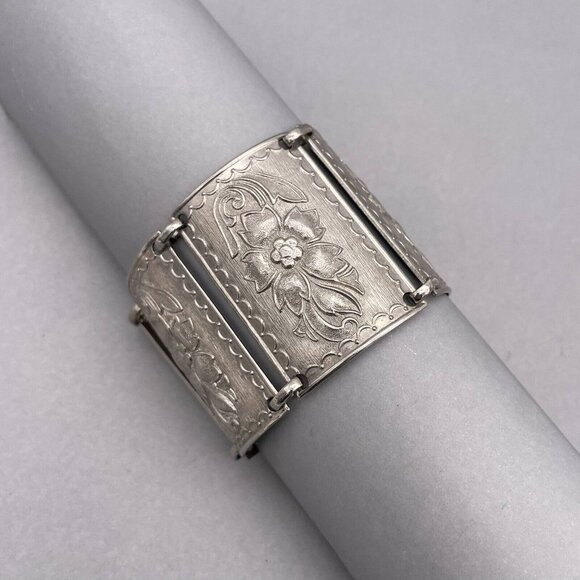 Floral Wide Link Cuff Panel Bracelet Lobster Closure Silver Tone - Picture 2 of 7